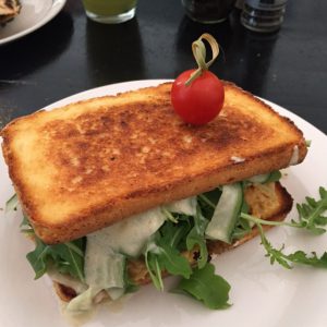 Perfect breastfeeding eats